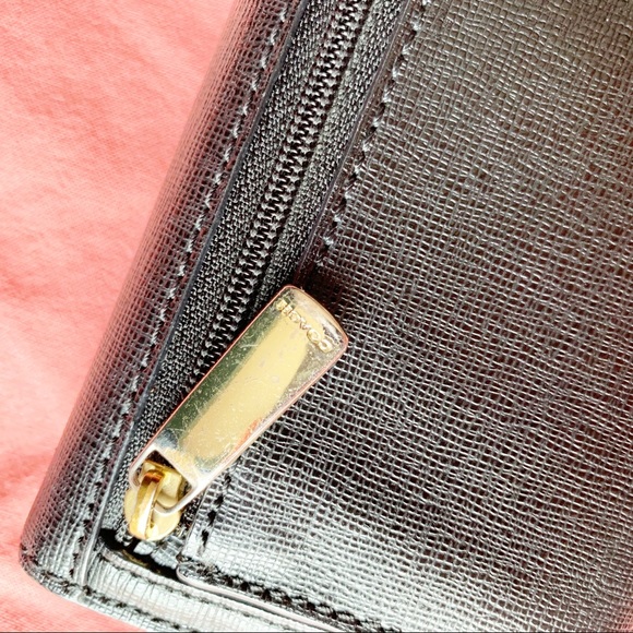 Coach Envelope Style Black Leather Wallet - Picture 2 of 8